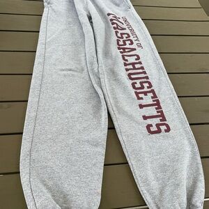 University of MA oversized sweatpants. Sz s in light grey and burgundy print